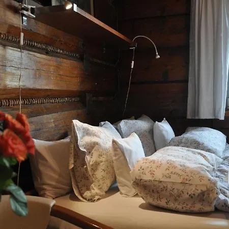 Bed & Breakfast Marma 3*