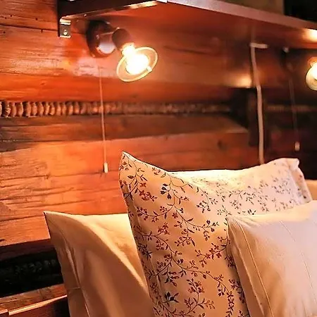 Marma Bed & Breakfast