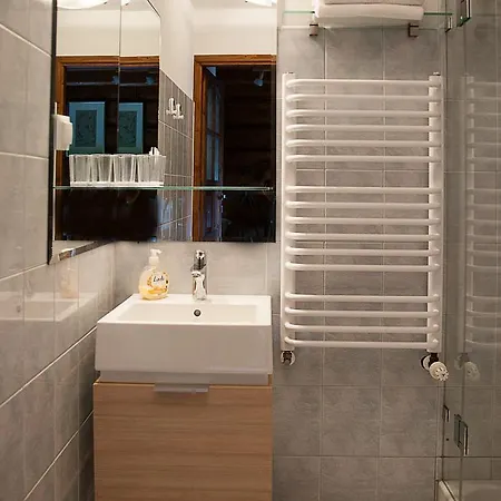 Bed & Breakfast Marma